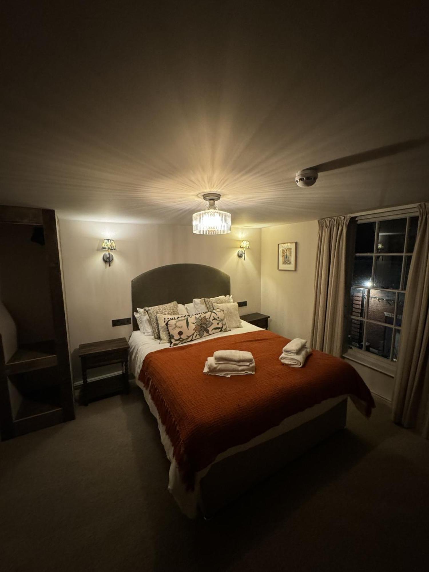 The White Lion Hotel Upton upon Severn Kamer foto